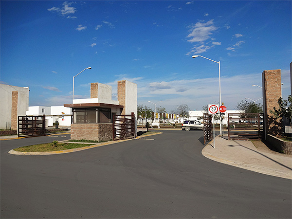villas-del-arco_acceso